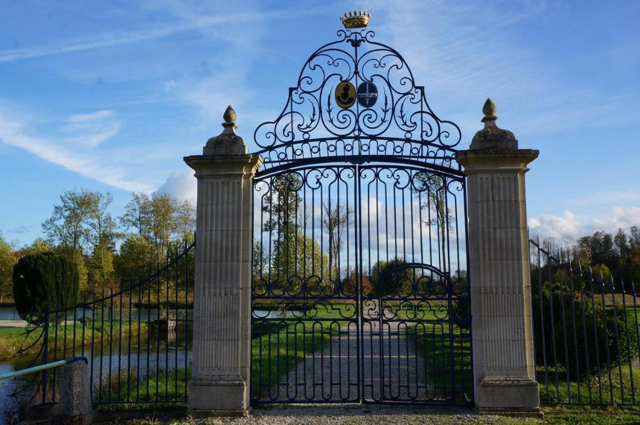 Chateau De Vitry-La-Ville Ngoại thất bức ảnh